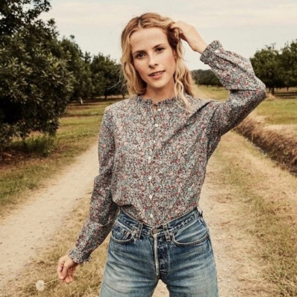 Doen Swan Top Large - Floral Long Sleeve Blouse